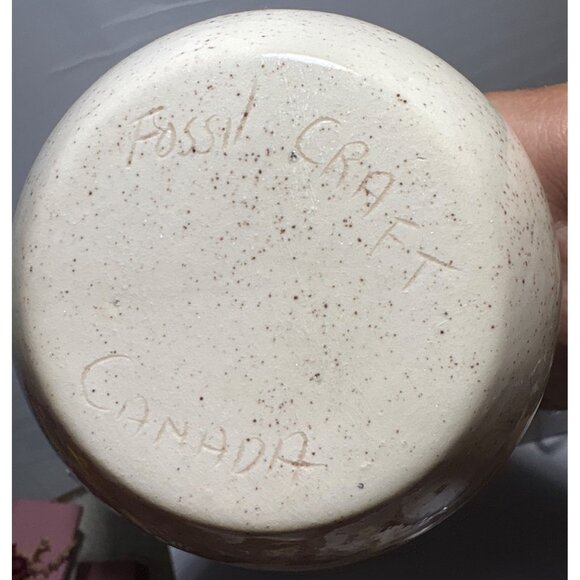 Fossil Craft Canada Pitcher Vase Speckled Ceramic 8" Tall Floral Design Vintage - Picture 4 of 7